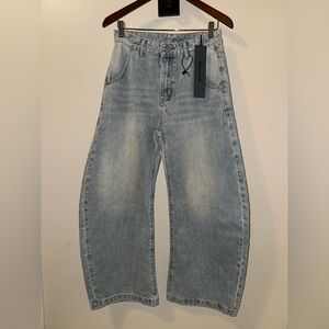 Supermade NWT Lightwash Barrel Jeans,Size-Large,Inseam approx-28”